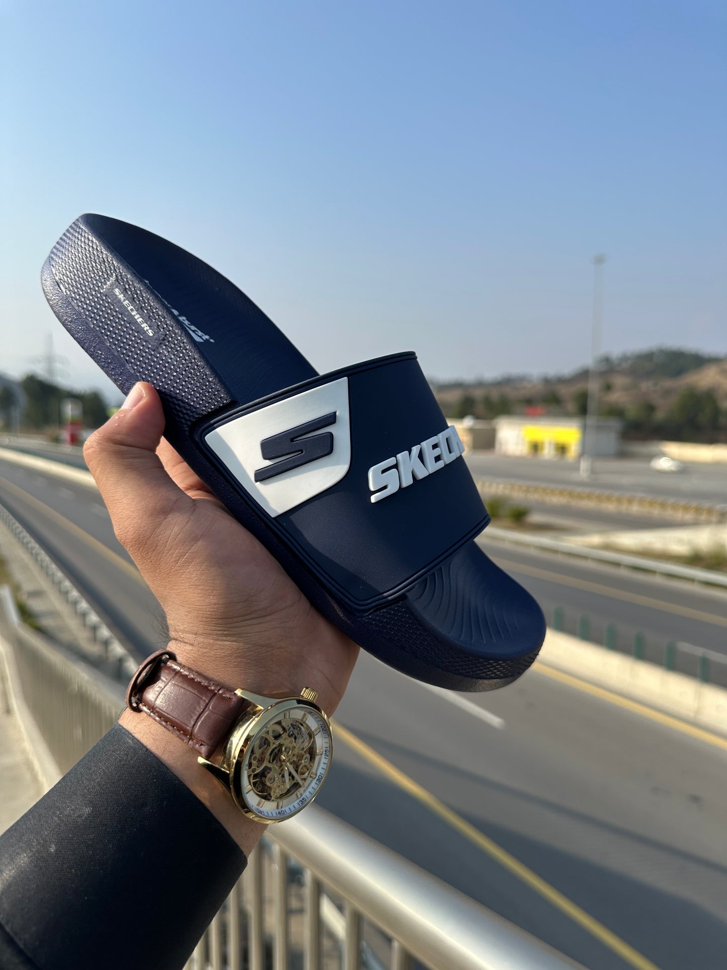Hyper Burst slipper
