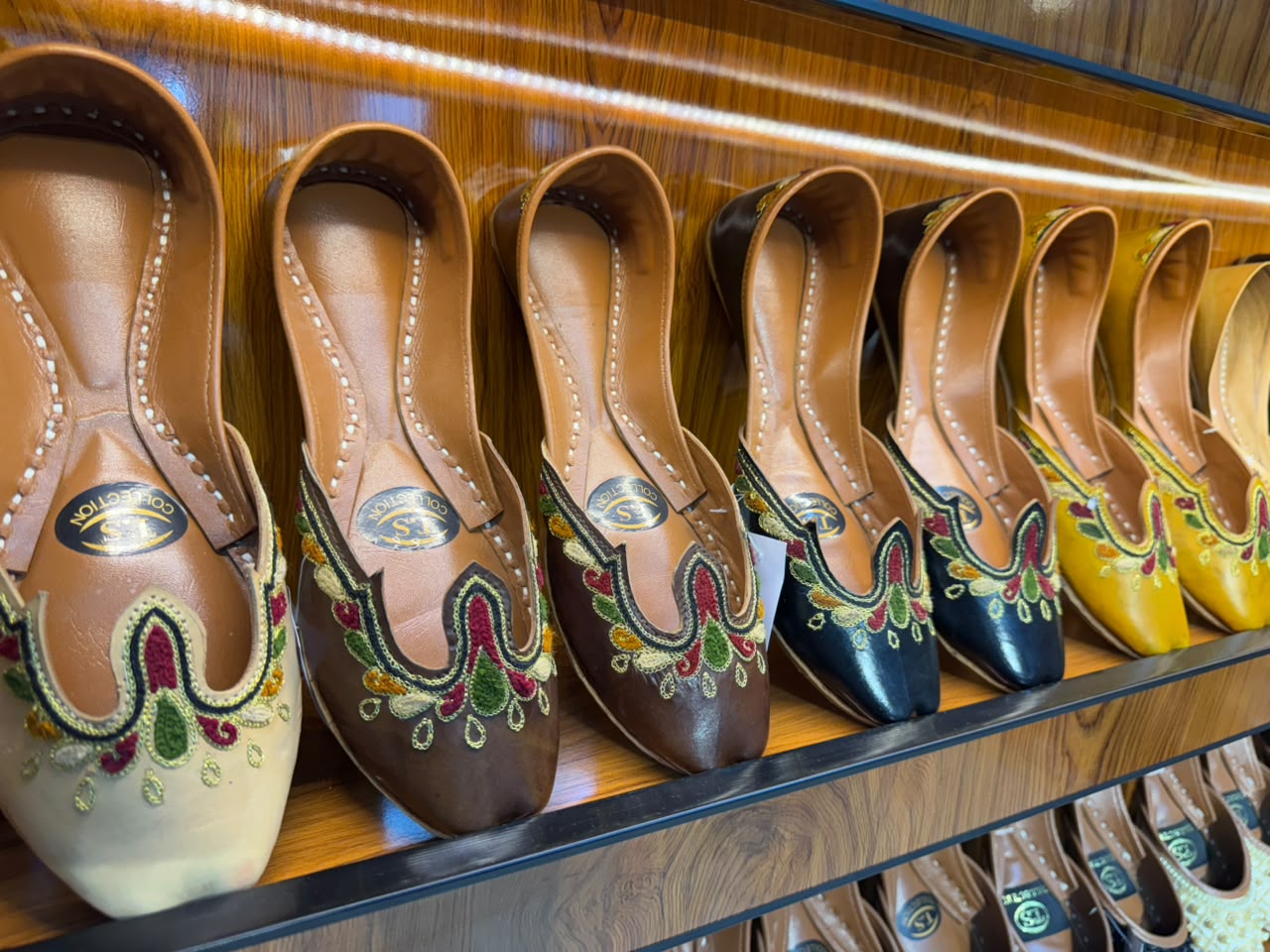 Indian Tajj Leather Khussa