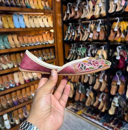 Pastel Bloom Embroidered Khussa