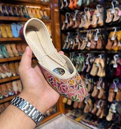 Pastel Bloom Embroidered Khussa