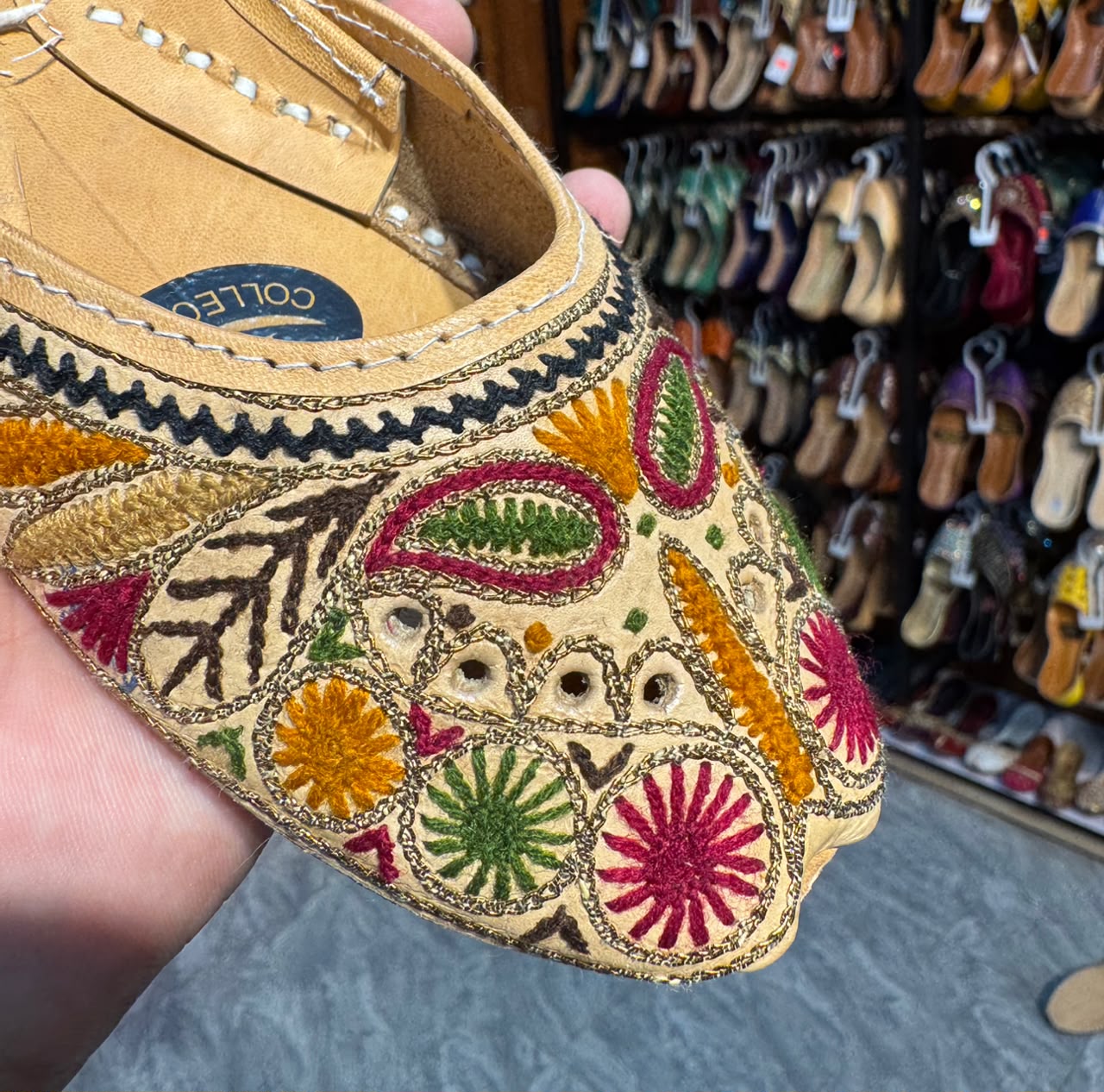 Heritage Bloom Embroidered Khussa