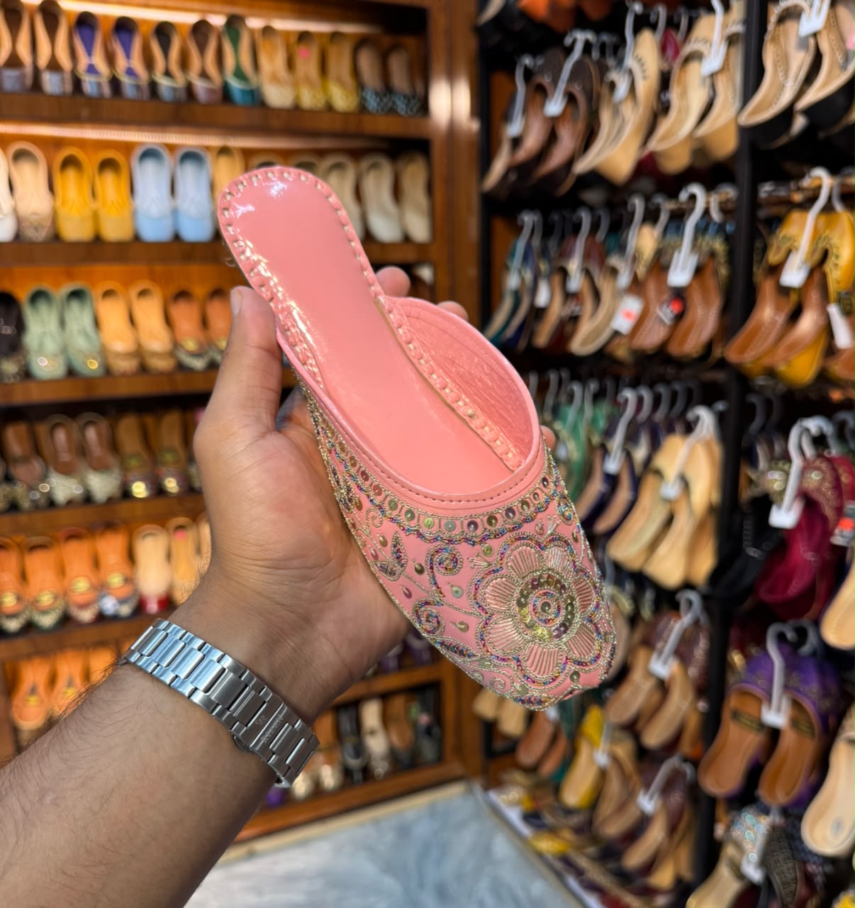 Ivory Royale Embellished Khussa