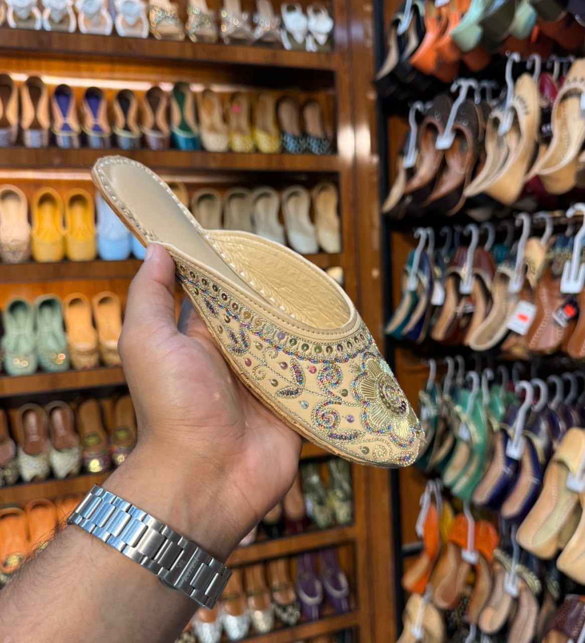 Ivory Royale Embellished Khussa