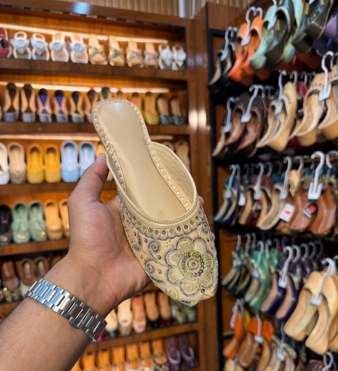 Ivory Royale Embellished Khussa