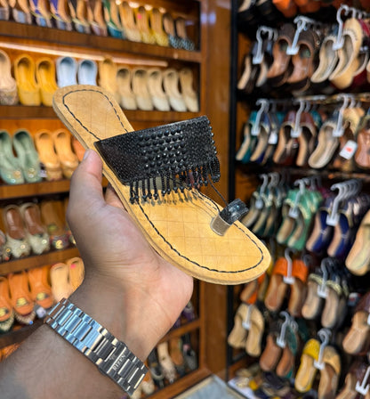 Glow Tassel Kolhapuri