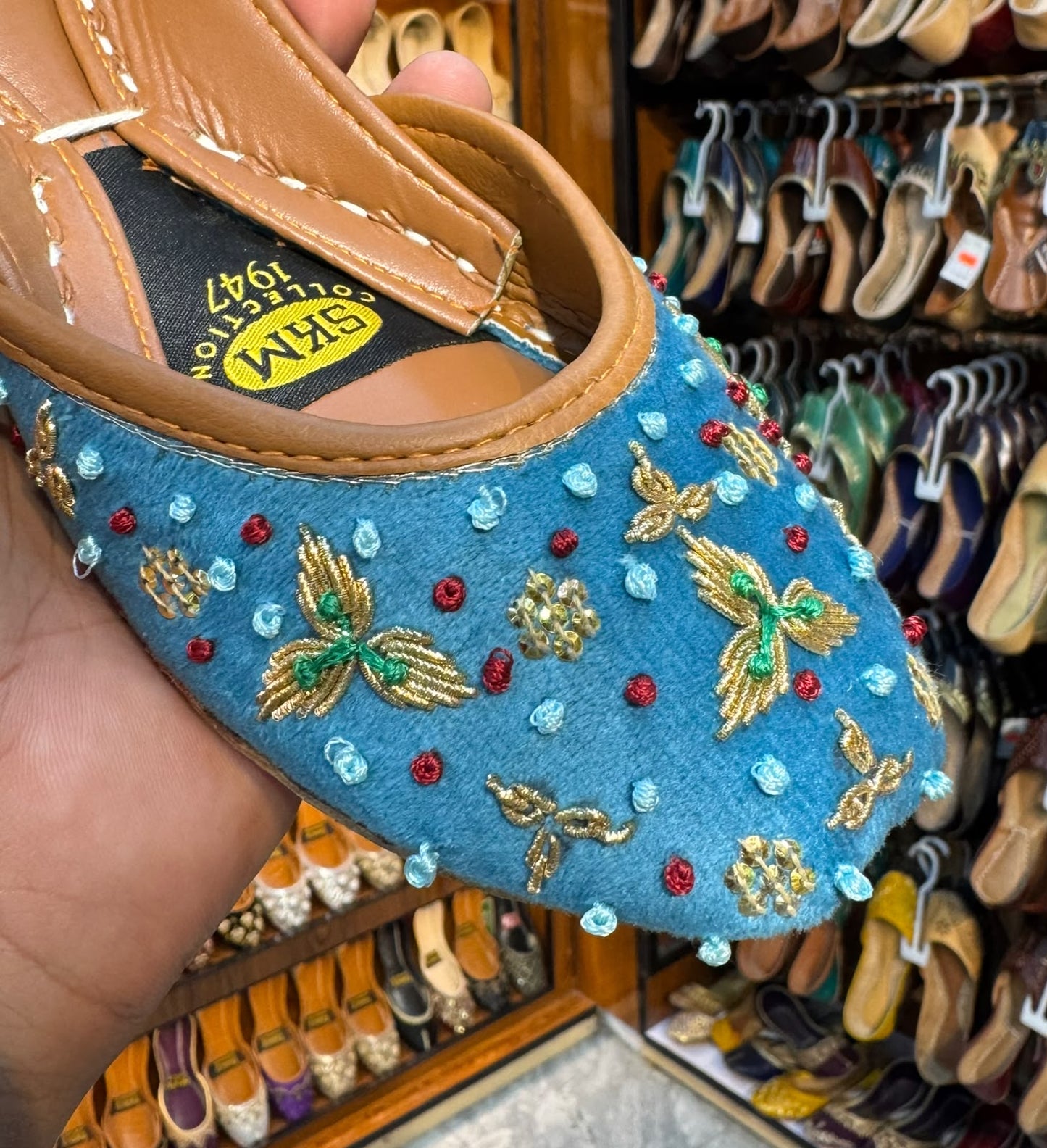 Sky Bloom Embroidered Khussa