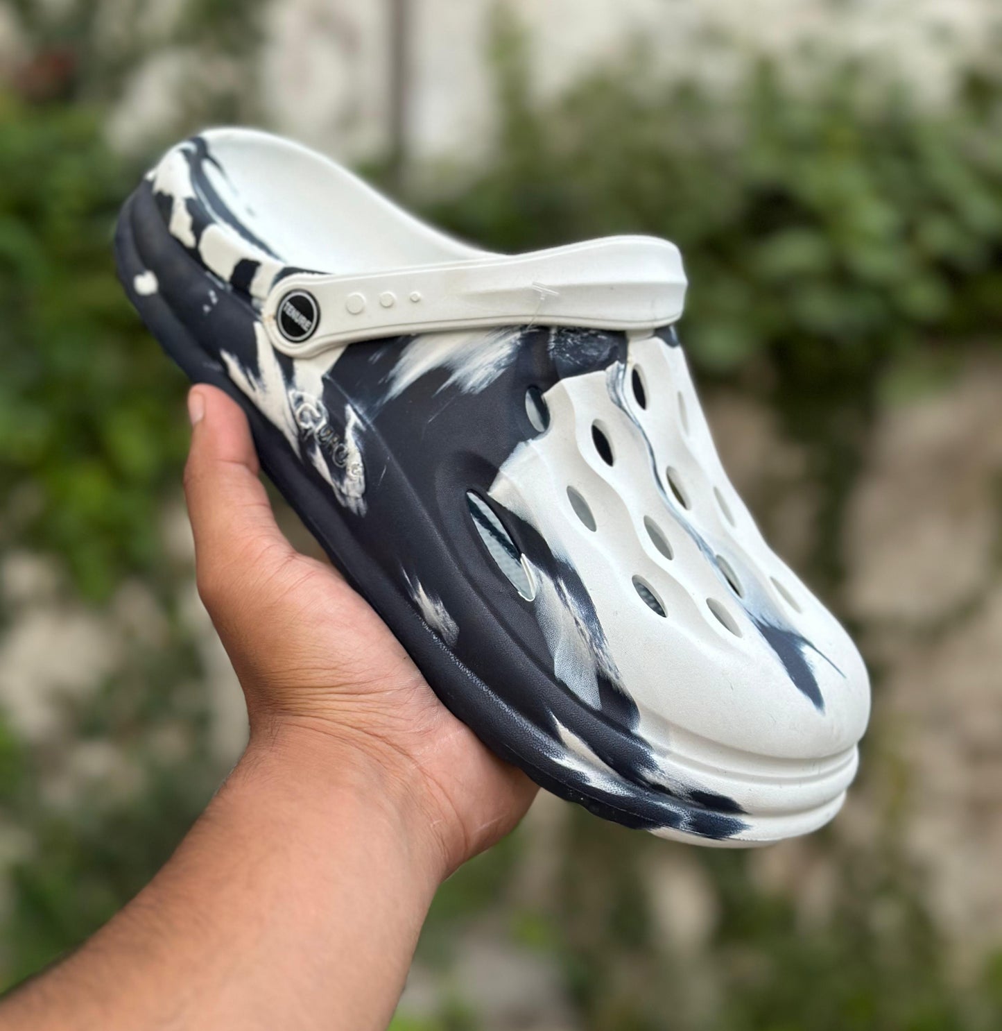 Volt Ember kicks