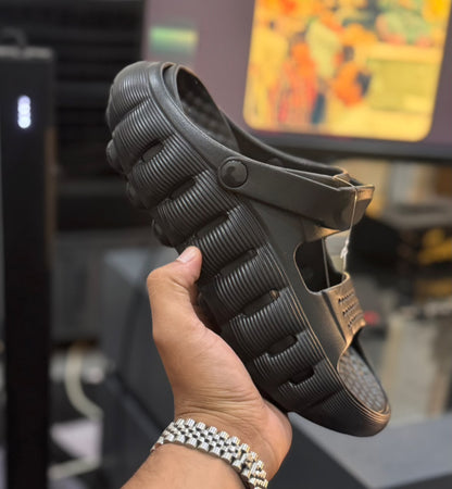 Therapy massage clogs