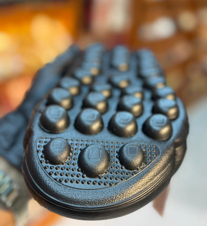 Therapy massage clogs