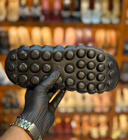 Therapy massage clogs